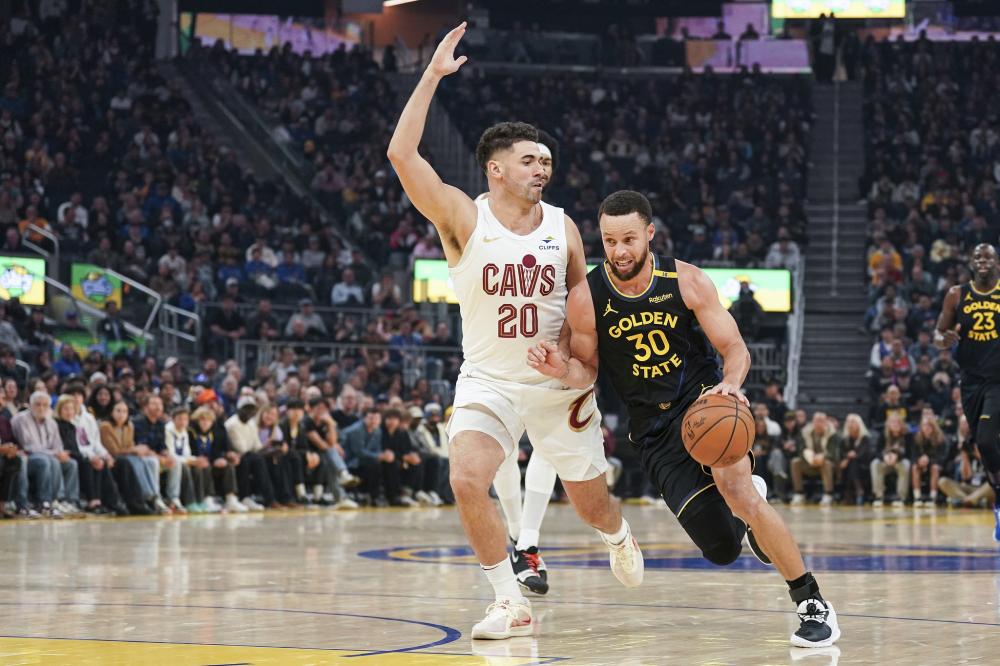 他被视为球 他被视为球